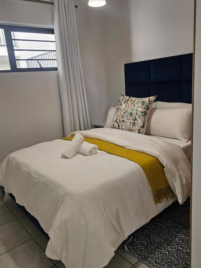 2 Bedroom apartment-Sandton4